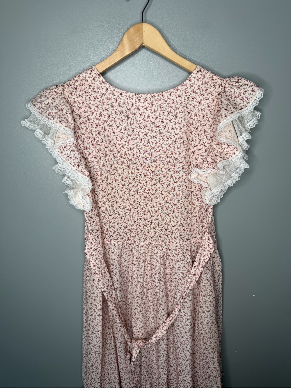 GUNNE SAX Vintage 70s Ditsy Floral Calico Lace Flutter Sleeve Prairie Dress - Picture 11 of 15